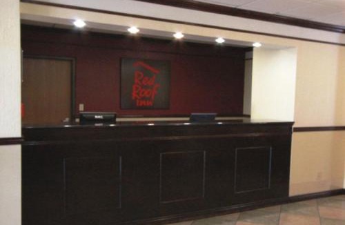 Waukegan Hotel | Red Roof Inn Gurnee - Waukegan