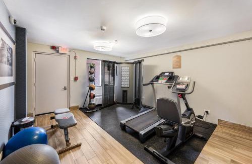 Morton Grove Hotel | Red Roof Inn Morton Grove