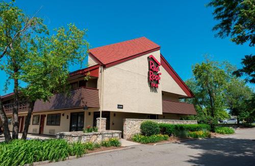Rockford Hotel | Red Roof Inn Rockford East - Casino District