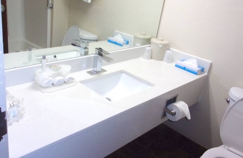 Monee Hotel | Red Roof Inn & Suites Monee