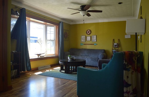 Carlyle House | Reel 'Em Inn