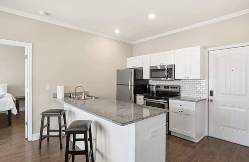 Central Apartment | Refreshing Retreat | Poolside + 1.9 mi to Shops