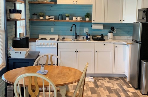Goreville Cabin | Relaxing Cabin Near Hiking, Fishing & Lake of Egypt