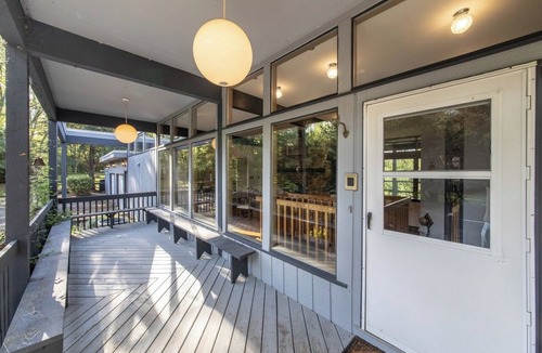Lake Villa House | Remote Get-away on five acres of private property