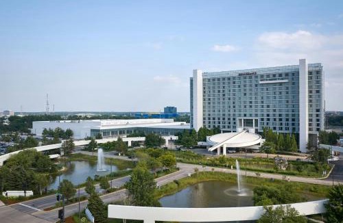 Schaumburg Hotel | Renaissance Schaumburg Convention Center Hotel
