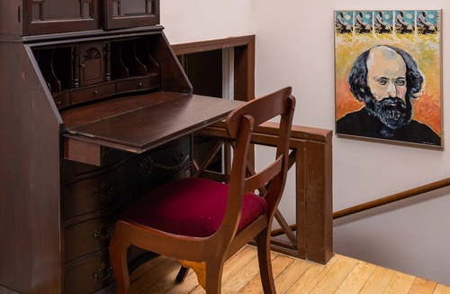 Rogers Park House | Renovated Chicago coach house close to Lake Michigan!