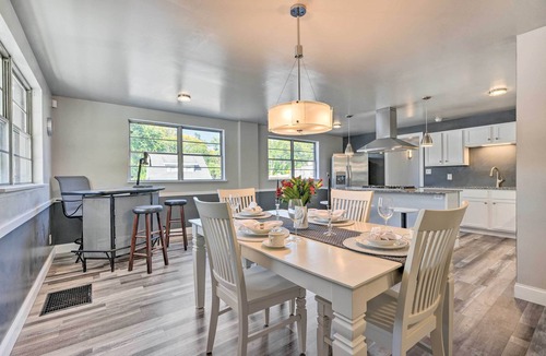 Bartonville Cottage | Renovated Historic Cottage ~ 4 Mi to Peoria!