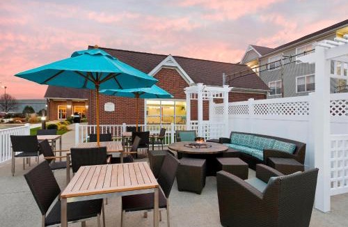 Peoria Hotel | Residence Inn by Marriott Peoria
