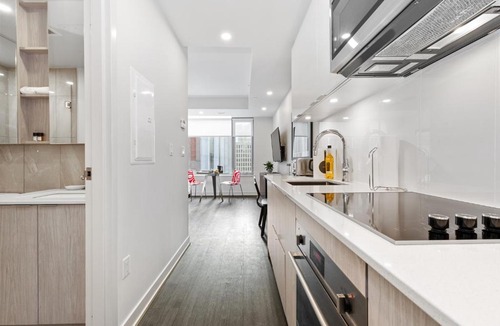 Byward Market - Parliament Hill Hotel | reStays Ottawa