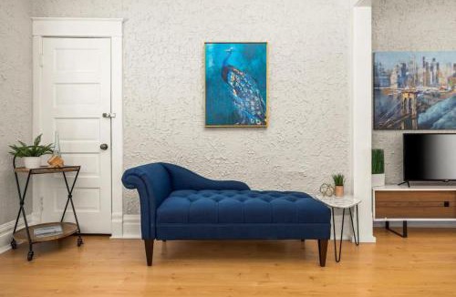 Peoria Heights House | Retreat on Rouse Cozy 2BD Bursting with Color