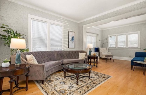 Peoria Heights House | Retreat on Rouse: Cozy 2BD Bursting with Color