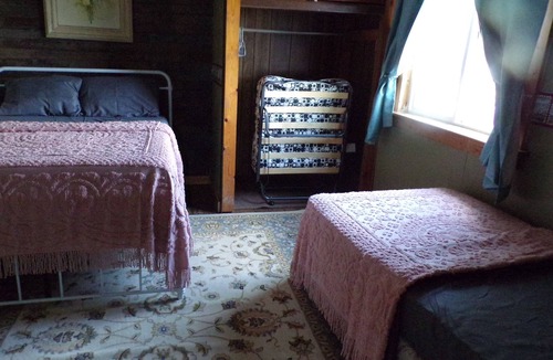 Patterson House | River Cottage Along the Illinois River.