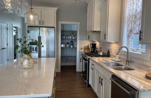 Ottawa House | River Happy | 3 Bed, 2.5 Bath