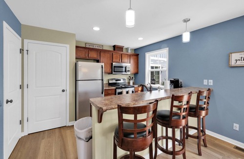 Ottawa House | River Retreat | 2 Bed, 2.5 Bath