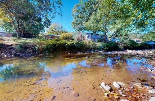 Foscoe House | River Rock Cottage