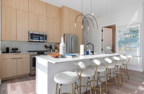 River West Apartment | River West 3BR Penthouse Duo: Skyline Comfort