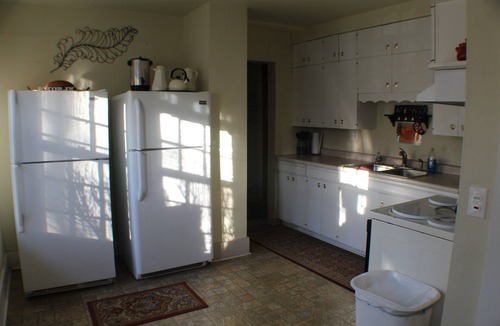 Galt Cottage | Riverfront Cottage located in historic park