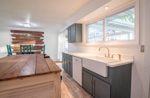 Peoria Heights House | Riverside Retreat
