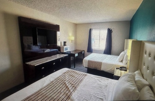Bloomington Hotel | Rodeway Inn