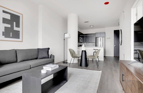 River West Apartment | Roomy River West 1BR w/ Rooftop & Gym, steps to Blue Line, by Blueground