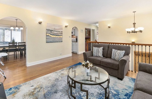 Roselle House | Roselle Rental