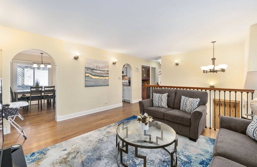 Roselle House | Roselle Rental