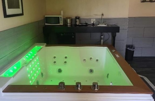 Southern View Hotel | Route 66 Hotel, Springfield, Illinois