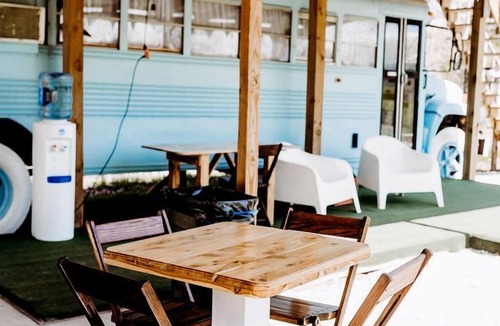 St. Clair House | Rustic Bus Accommodation Perfect for Glamping in Missouri