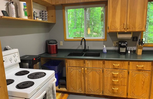Trent Lakes House | Rustic Private Cabin In Trent Lakes