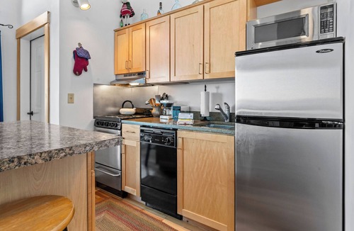 Rangeley Condo | Saddleback - South Branch 9-3 - ski-in/ski-out location