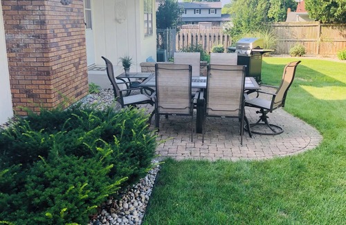 Rockford House | Safe perfect location near everything, 3+ bedrooms in NE Rockford