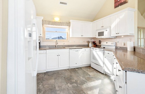 Whalehead Beach House | Salt & Light | Semi-Oceanfront w/Pool & Hot Tub
