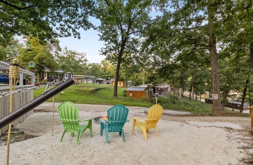 Sunrise Beach House | Sandbox 9-Fire Pit, SUPs, Boat Slip, Grill