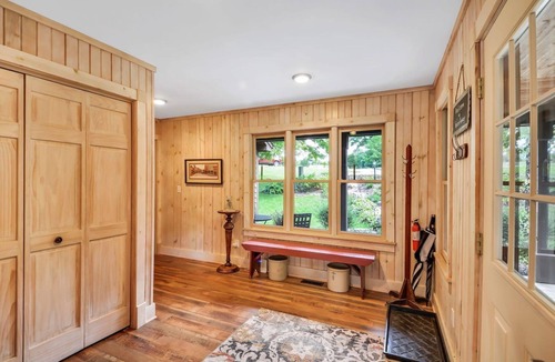 The Galena Territory House | Savor Crisp Fall Days @ Westaway! Spacious Home w/Private Outdoor Hot Tub!