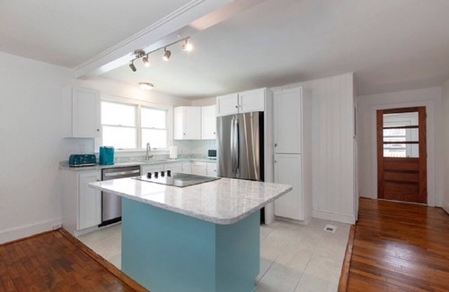 Carolina Beach Cottage | "Seadar" Cottage - A Mid-Century Beach Cutie!