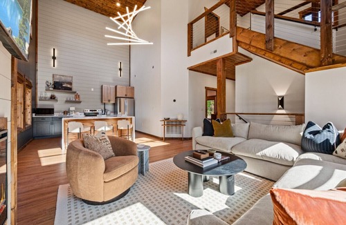 Caton Cabin | Secluded Cabin w/Mountain Views, Hot Tub, + Games
