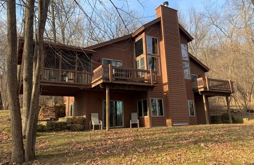 The Galena Territory House | Secluded home nestled in the trees, WIFI