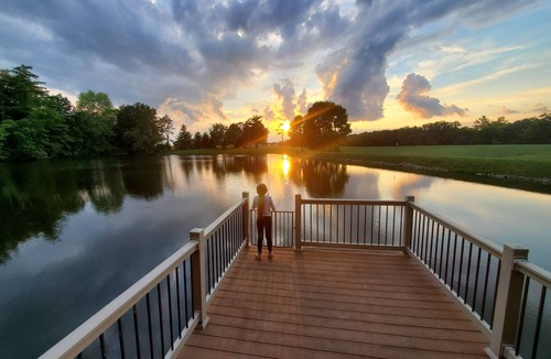 Millstadt House | Secluded Lodge with Private Lake Minutes from St. Louis