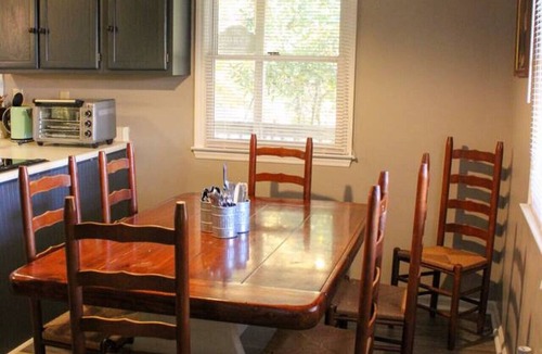Boone Cabin | Secluded Mountain Getaway 6 miles from Boone