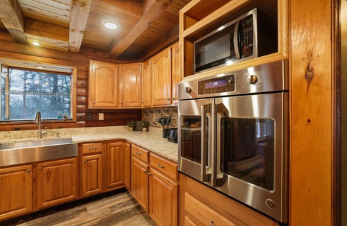 Newfoundland House | Secluded Poconos Log Cabin - Hot tub, Fire Pit, Game Room
