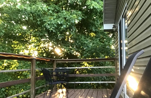 Carbondale House | Secluded Wine Trail Getaway with Theater Room