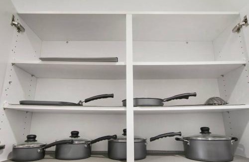 East Hyde Park Apartment | Serene & Contemporary Studio Apartment - Del Prado 817
