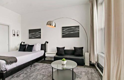 East Hyde Park Apartment | Serene & Contemporary Studio Apartment - Del Prado 817