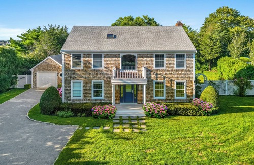 Village of Southampton House | Serene, Luxurious Southampton Village Escape That's Close to Everything