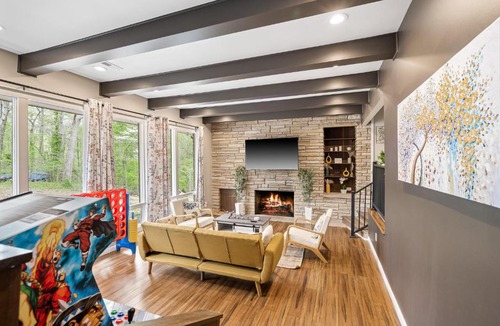 Southwest Raleigh House | Serenity Haven with Pool and Arcades