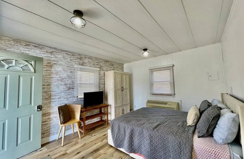 Marion House | Shawnee Overlook - Lakefront Retreat on Lake Egypt