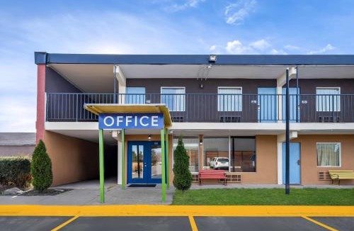 Danville Hotel | Signature Inn Danville