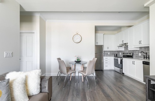 Smiths Falls Apartment | Simply Comfort. Rideau Comfort 1Br Apartment Free Parking
