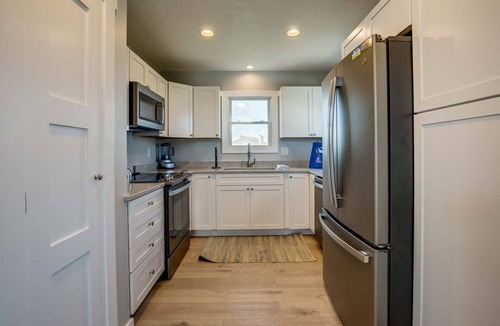Tuckahoe House | Singing Sandpipers | 325 ft to the beach | Private Pool, Dog Friendly, Community Pool