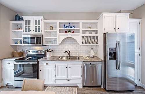 Ottawa House | Skippin` Stones | 2 Bed, 1.5 Bath